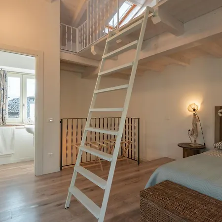 Casa Di Tully